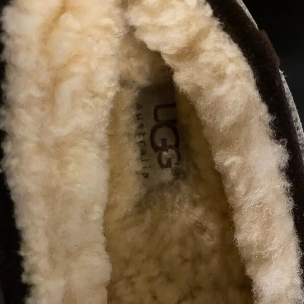 UGG Australia Slippers size 10C - Picture 3 of 6